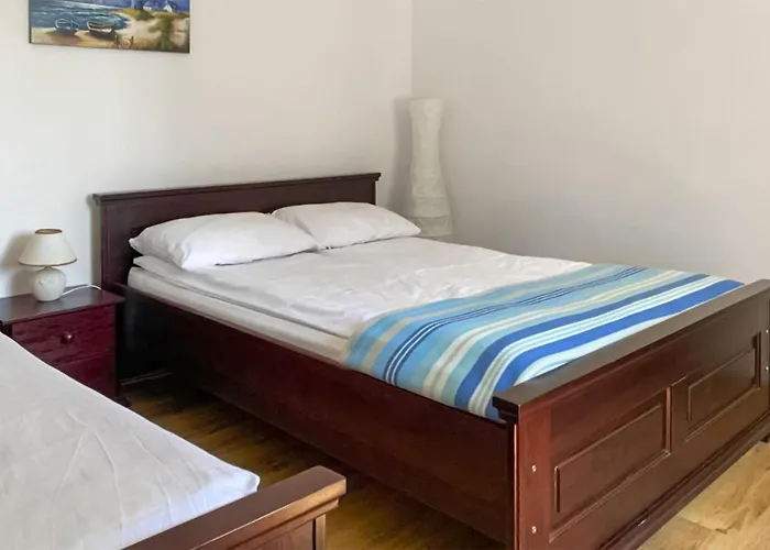 1 Bedroom In Debina *